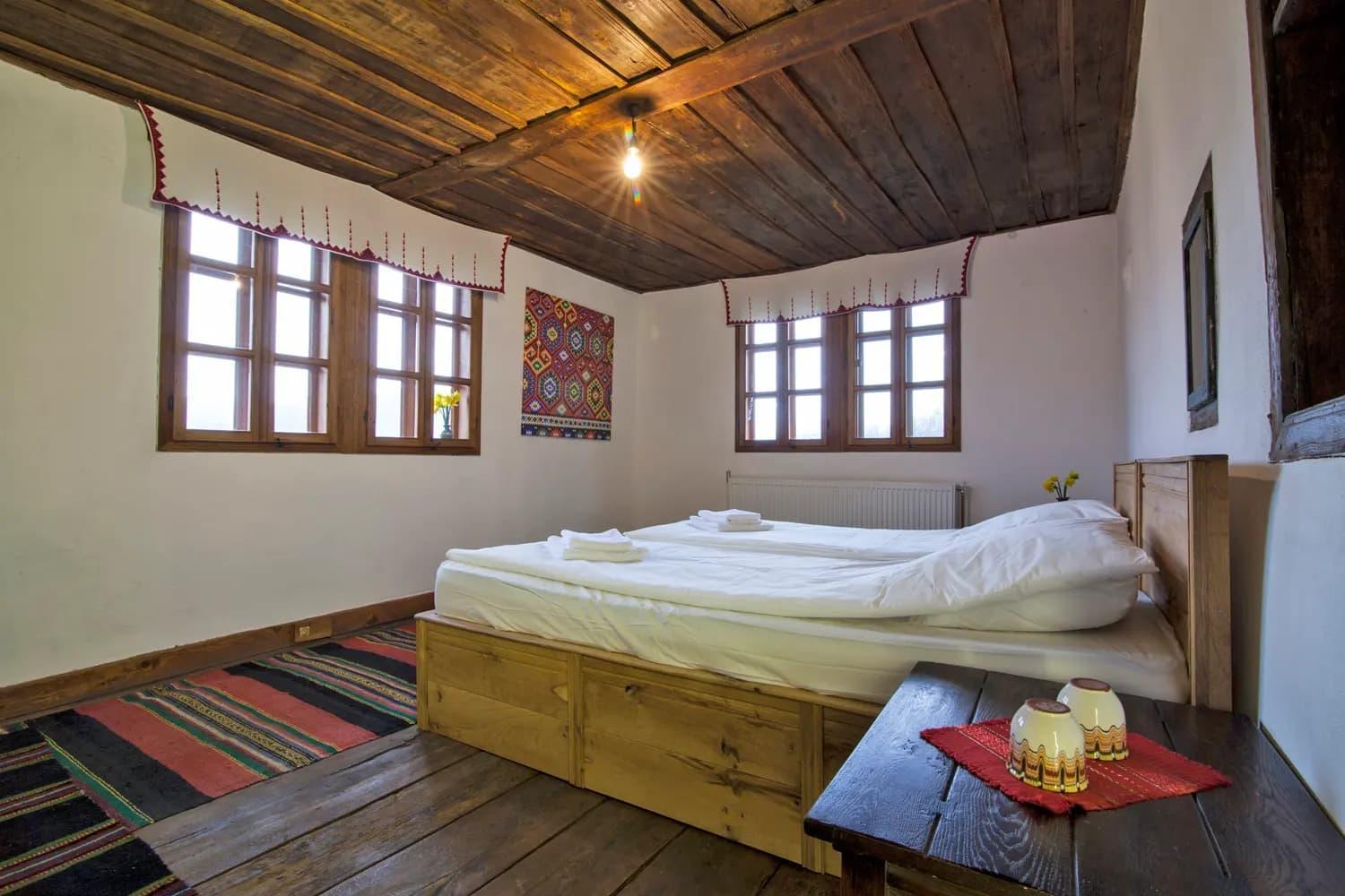 Villa Authentic House With Stunning Mountain View - Karashka à Apriltsi  Extérieur photo
